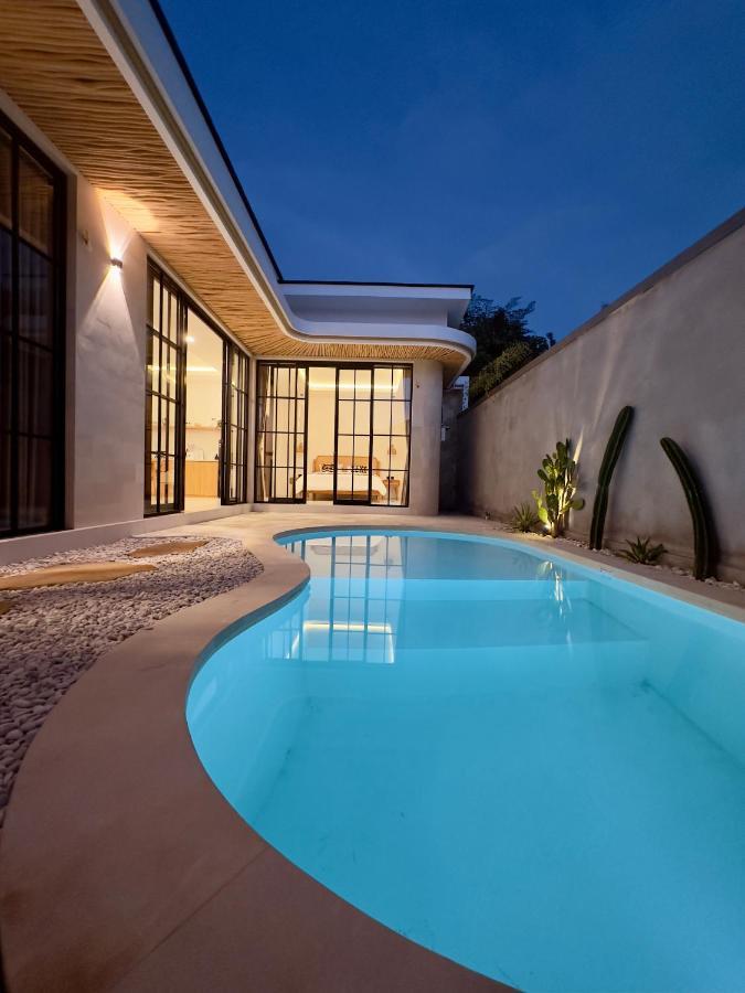 Emma'S Villa Seminyak Buitenkant foto